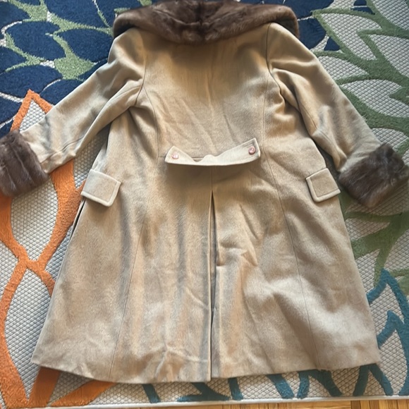 Vintage Penny Lane Fur Coat - Picture 9 of 9